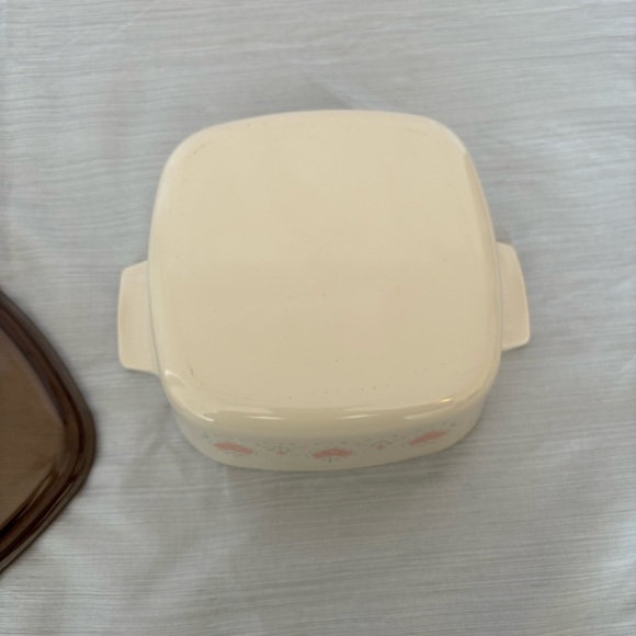Corning Ware A-1 1/2-B w/tint lid Forever Yours Hearts Design 1.5L Casserole - Picture 3 of 12